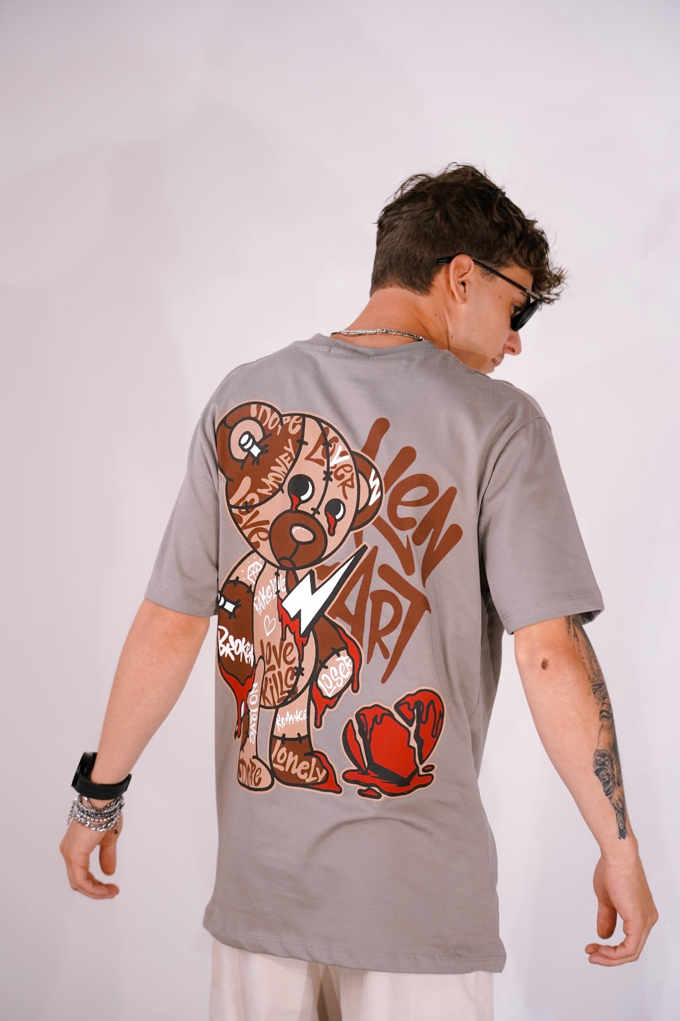 T-shirt broken heart